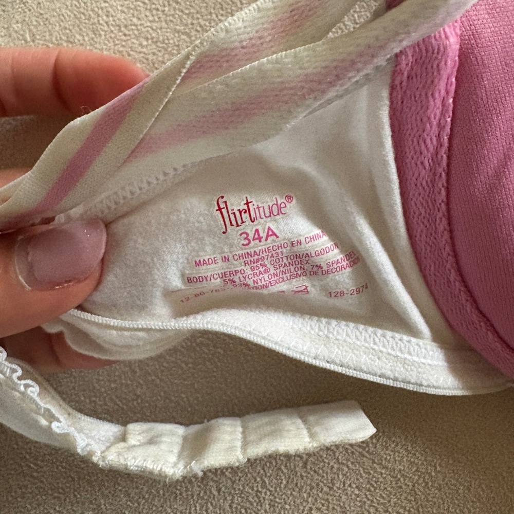 Bundle of two white push up bras 34A Victorias Secret and Flirtitude - Picture 5 of 6
